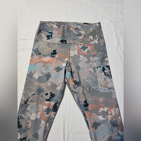 Lululemon Align High Rise - Picture 2 of 13